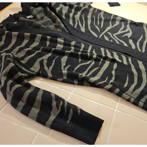 Jones New York Open Front Zebra Print Knit Cardigan Size Small Front Pockets - Picture 7 of 7